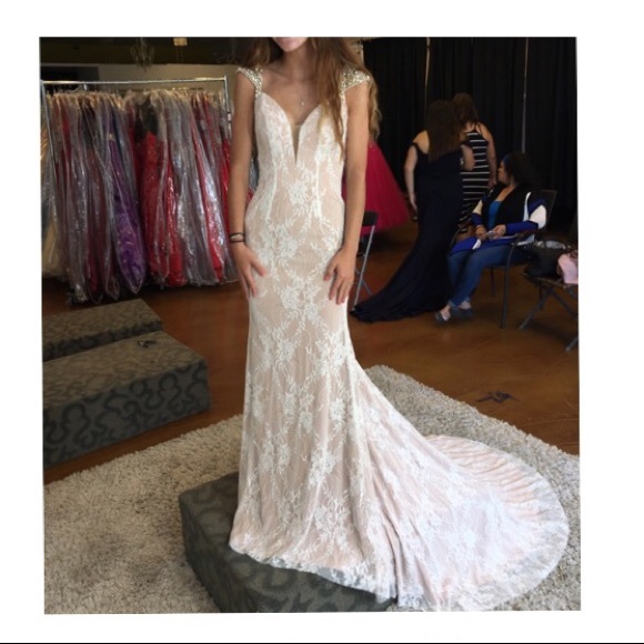 Sherri Hill Dress - Picture 5 of 6